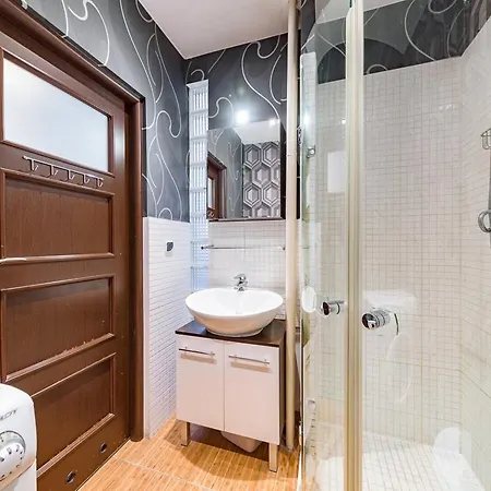 Nowogrodzka Cozy Ii 바르샤바